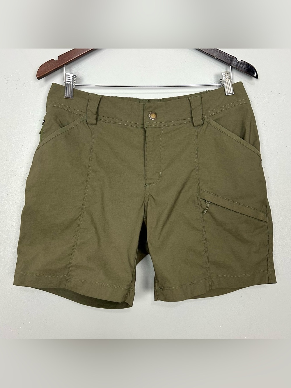 Duluth Dry on the Fly 7" Shorts Women’s Size 10 Zip Pockets Quick Dry Outdoor
